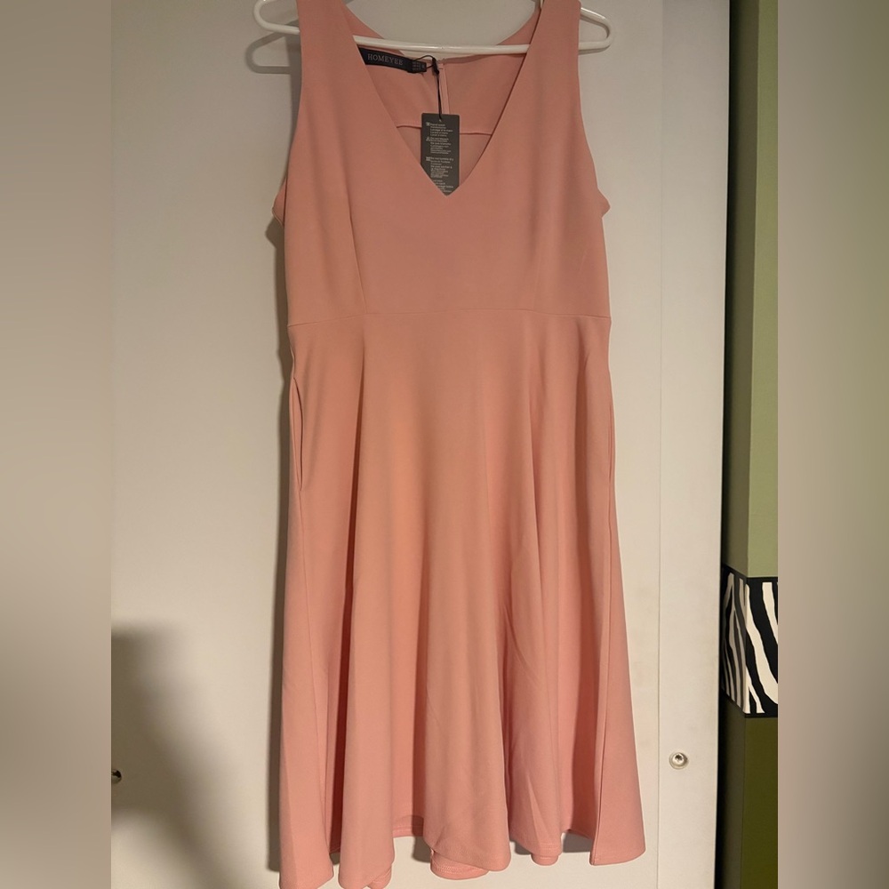 Elegant Pink V-Neck Dress